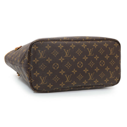 Exclusive Louis Vuitton Monogram Neverfull MM — Back View