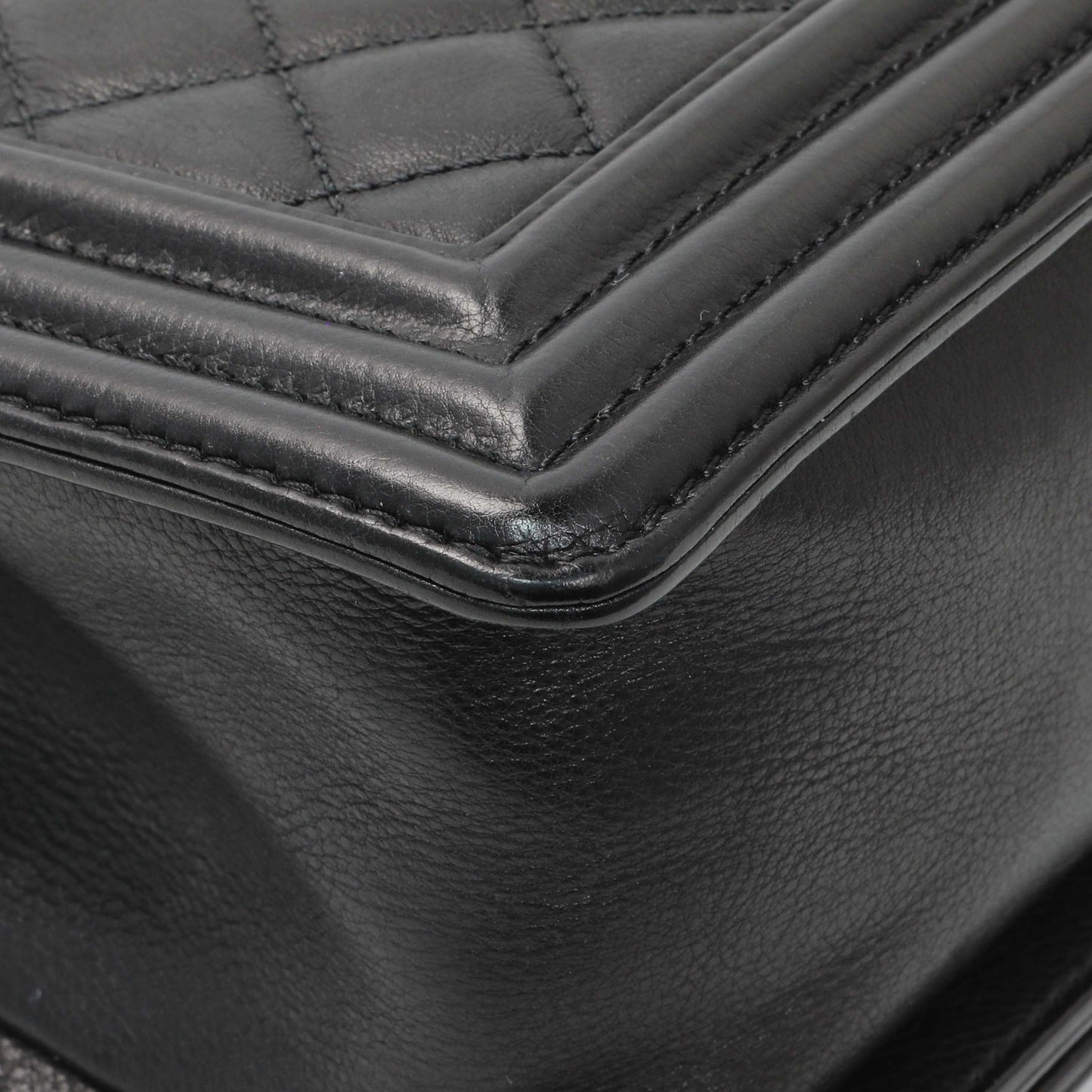 Exclusive Chanel Black Quilted Calfskin Medium Boy Flap — Alternate View 7