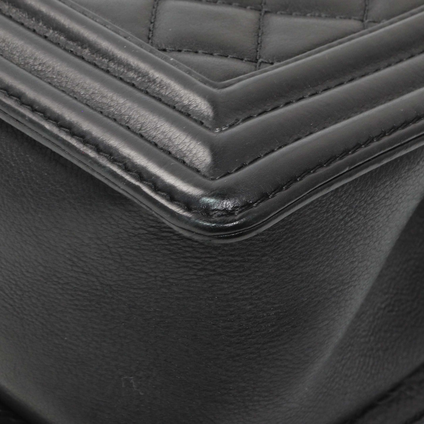 Exclusive Chanel Black Quilted Calfskin Medium Boy Flap — Alternate View 8