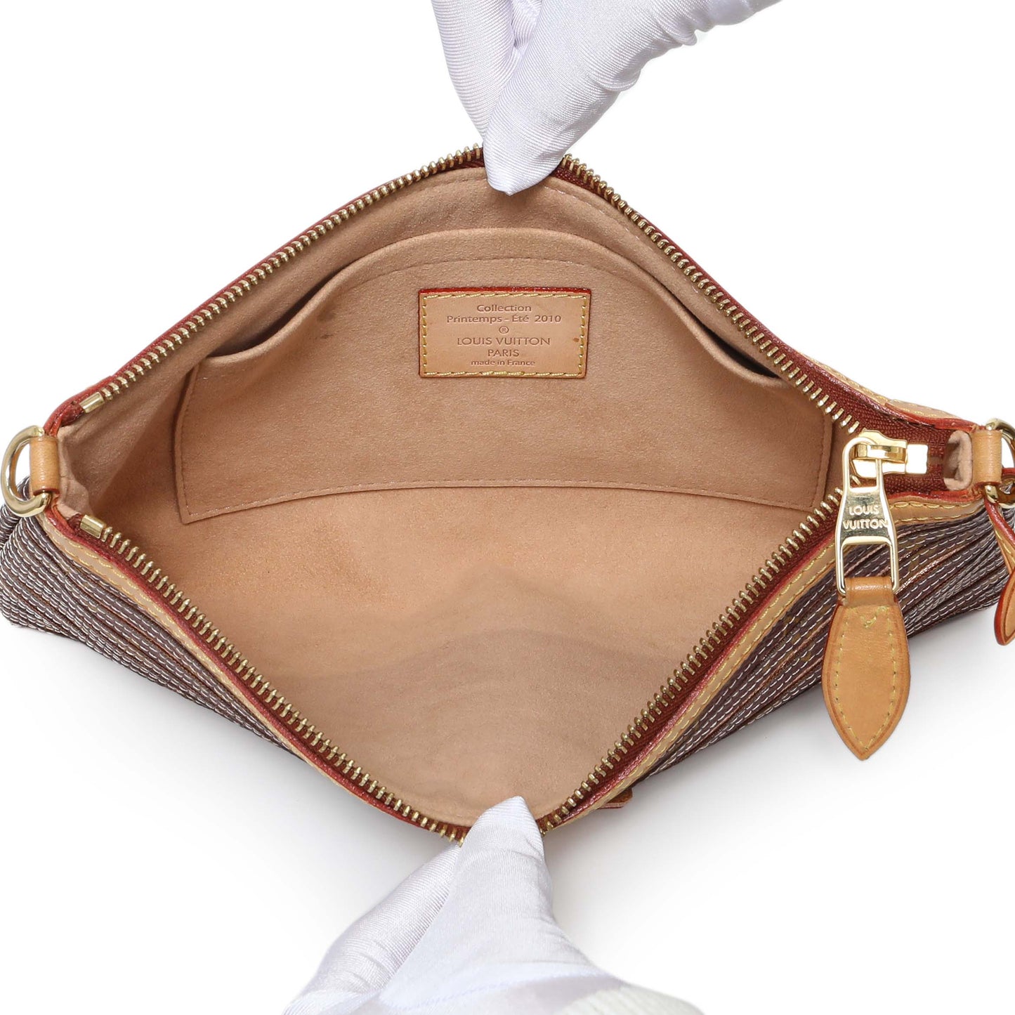 Exclusive Louis Vuitton Peach Monogram Eden Zoe Pochette — Top View