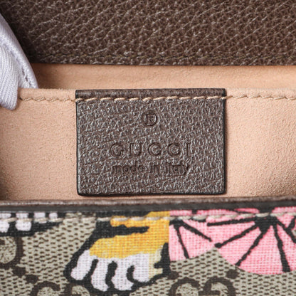 Exclusive Gucci GG Supreme Monogram Bengal Calfskin Small Padlock Shoulder Bag — Detail View