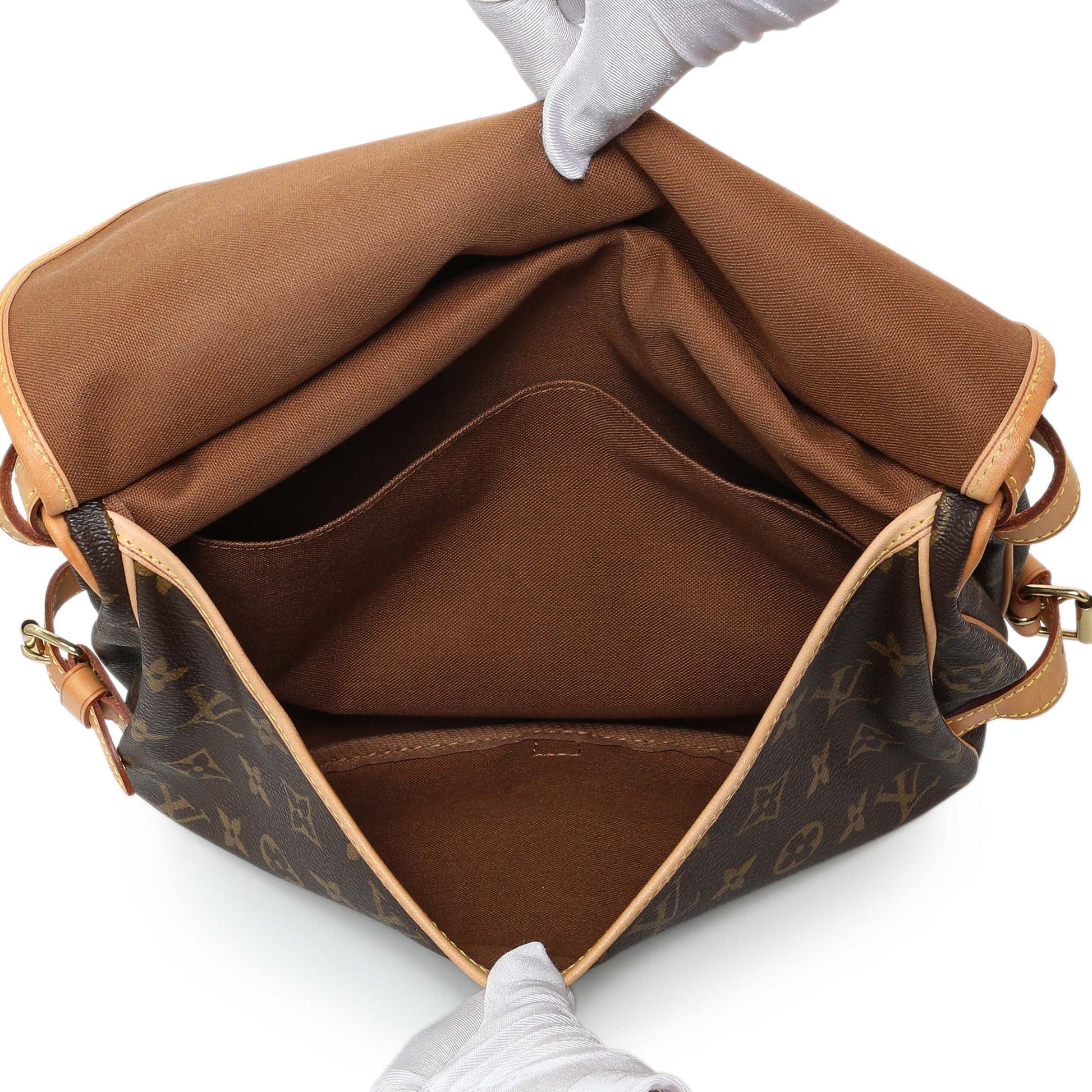 Exclusive Louis Vuitton Monogram Saumur 30 — Top View