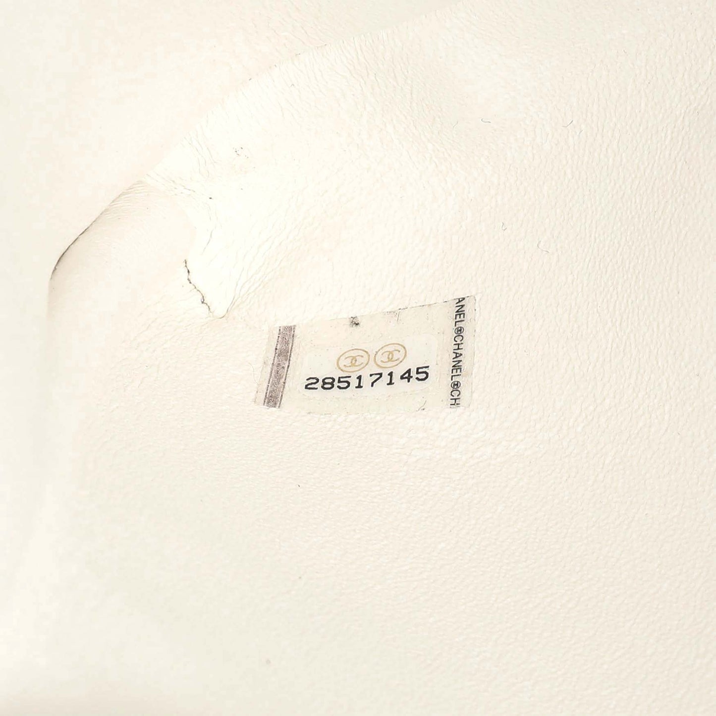 Exclusive Chanel White Quilted Caviar Flap Clutch — Alternate View 10