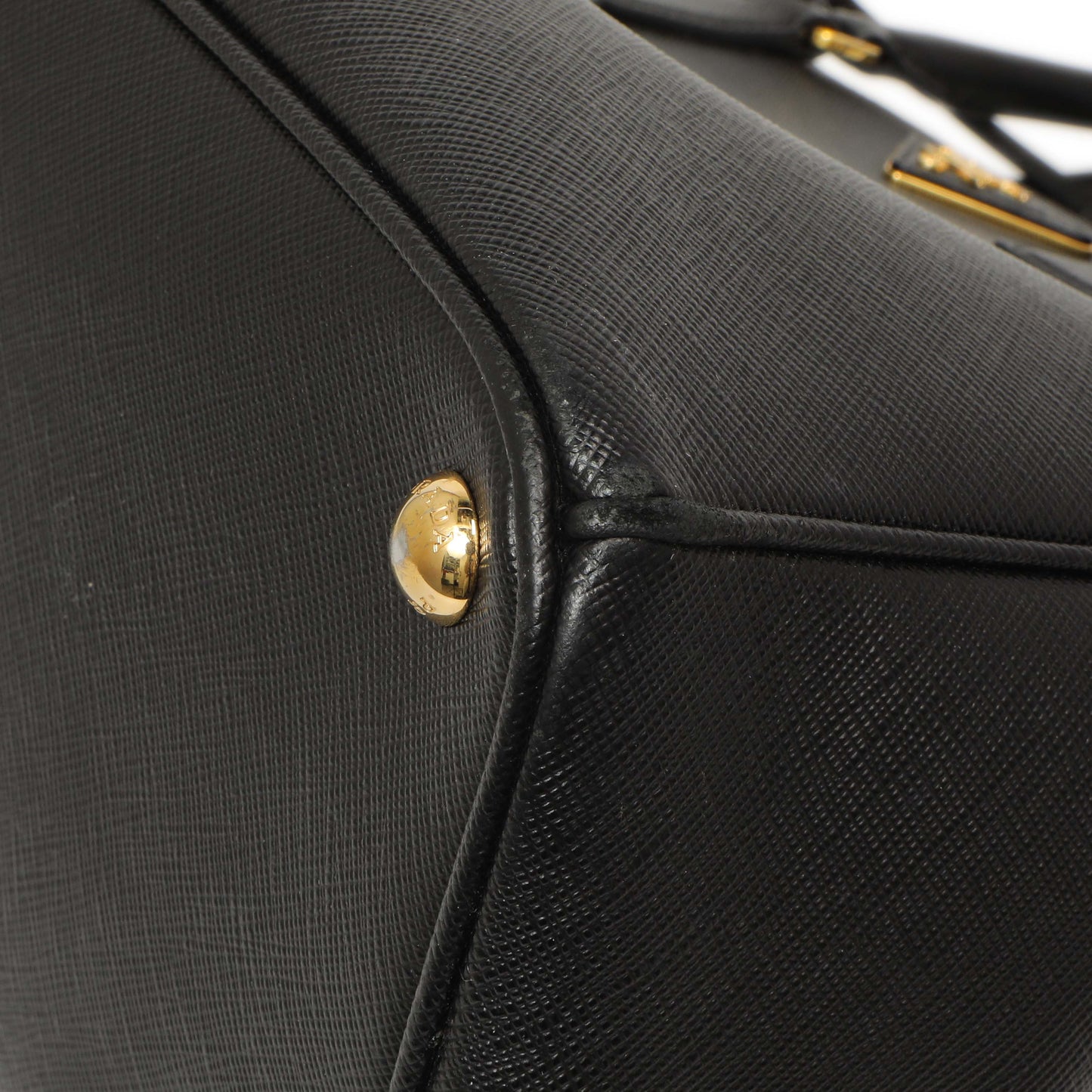 Exclusive Prada Black Saffiano Medium Galleria Double Zip Tote — Detail View