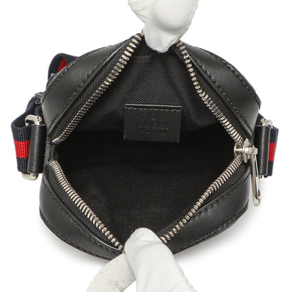 Exclusive Gucci Black GG Supreme Monogram Mini Messenger — Detail View