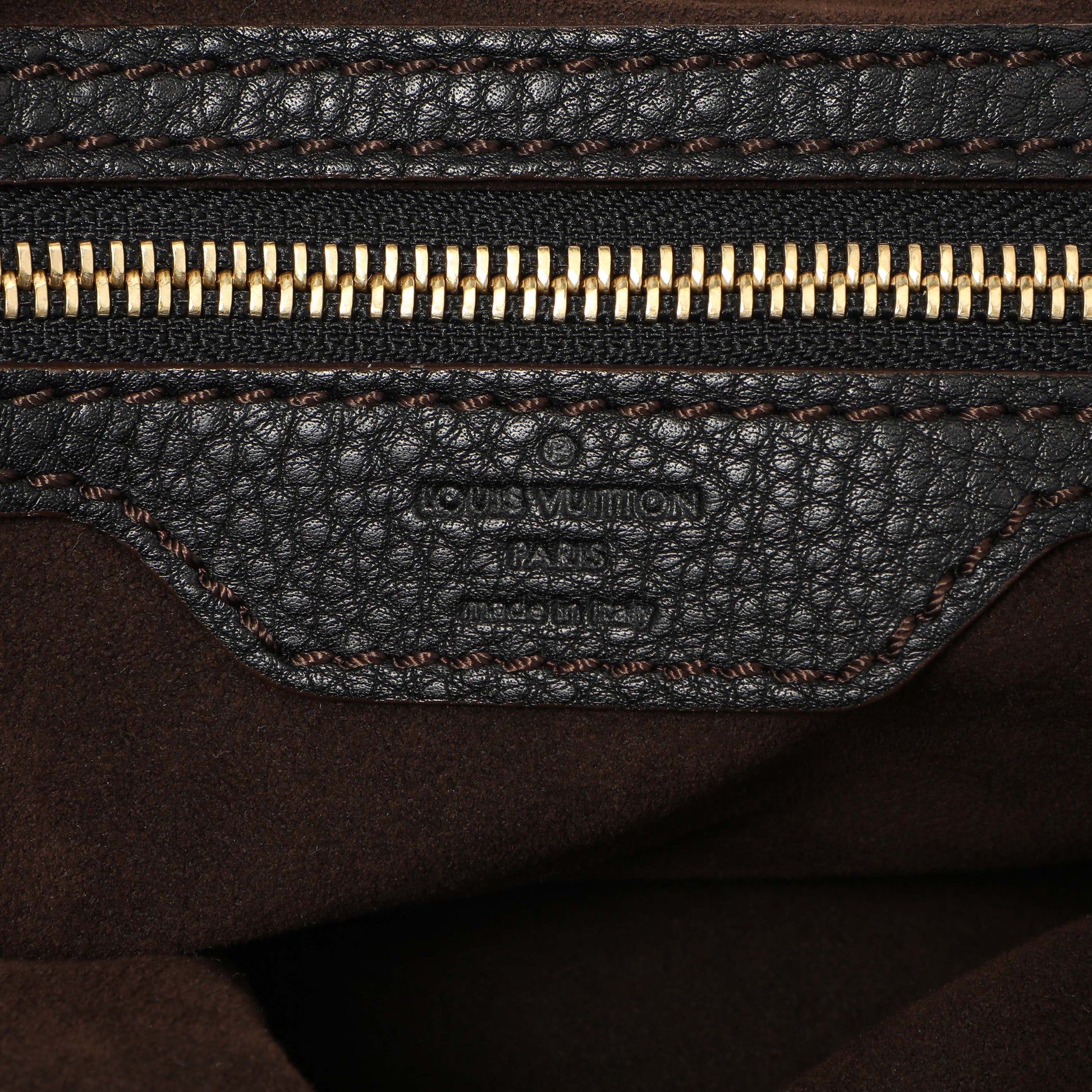 Exclusive Louis Vuitton Black Monogram Mahina L — Detail View