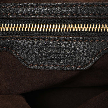 Exclusive Louis Vuitton Black Monogram Mahina L — Detail View
