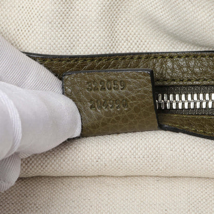 Exclusive Gucci Green Pebbled Calfskin Medium Soho Messenger Bag — Alternate View 10
