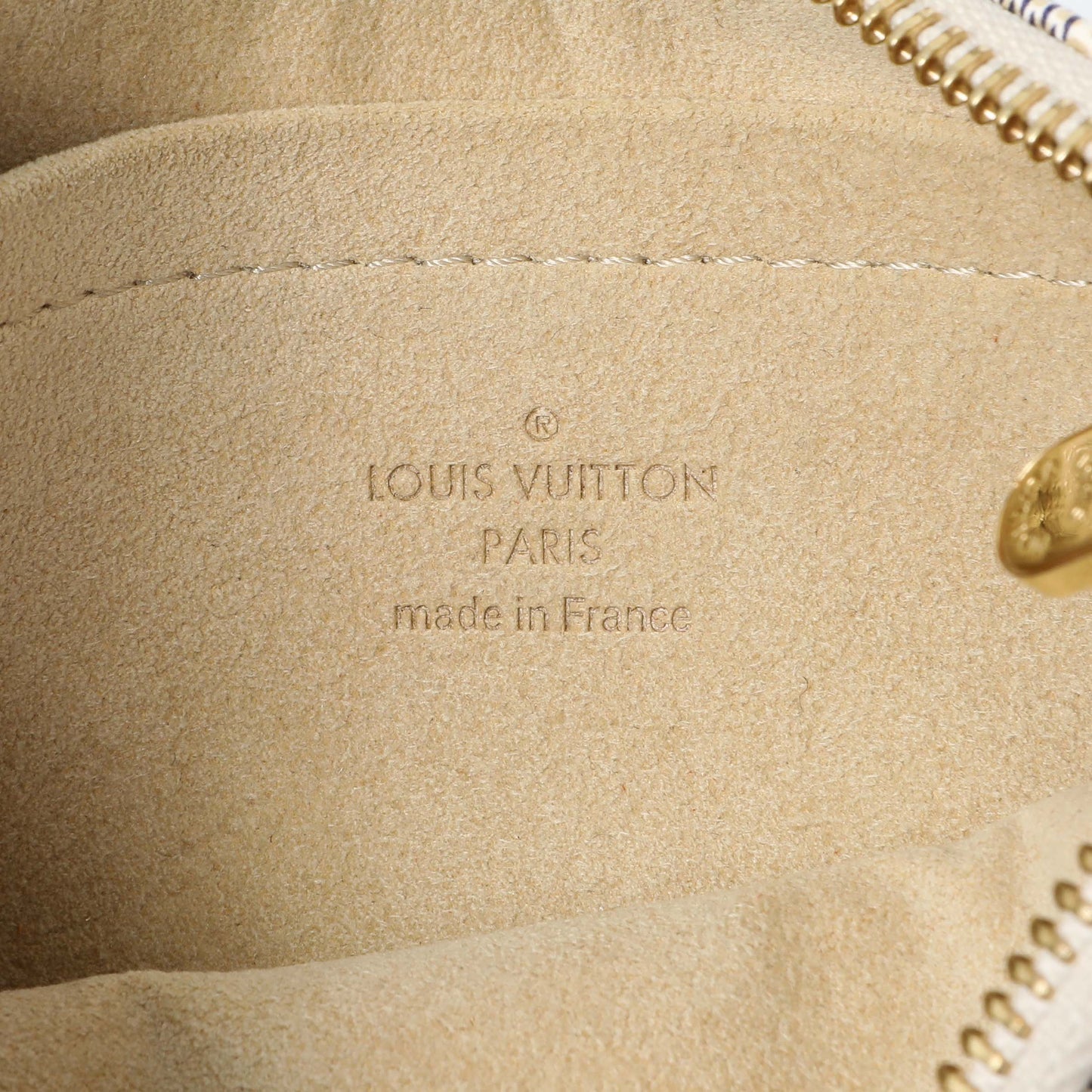 Exclusive Louis Vuitton Damier Azur Pochette Milla MM — Alternate View 7