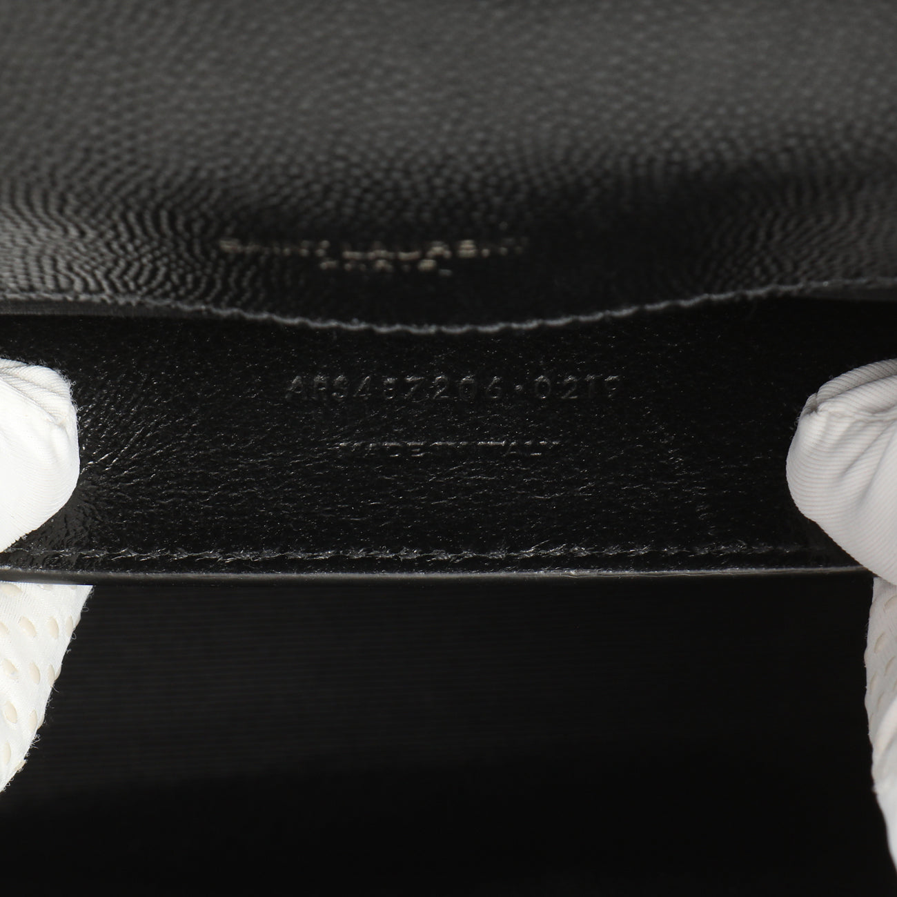 Exclusive Saint Laurent Black Grain De Poudre Textured Mixed Matelasse Medium Triquilt Monogram Envelope Satchel — Alternate View 7