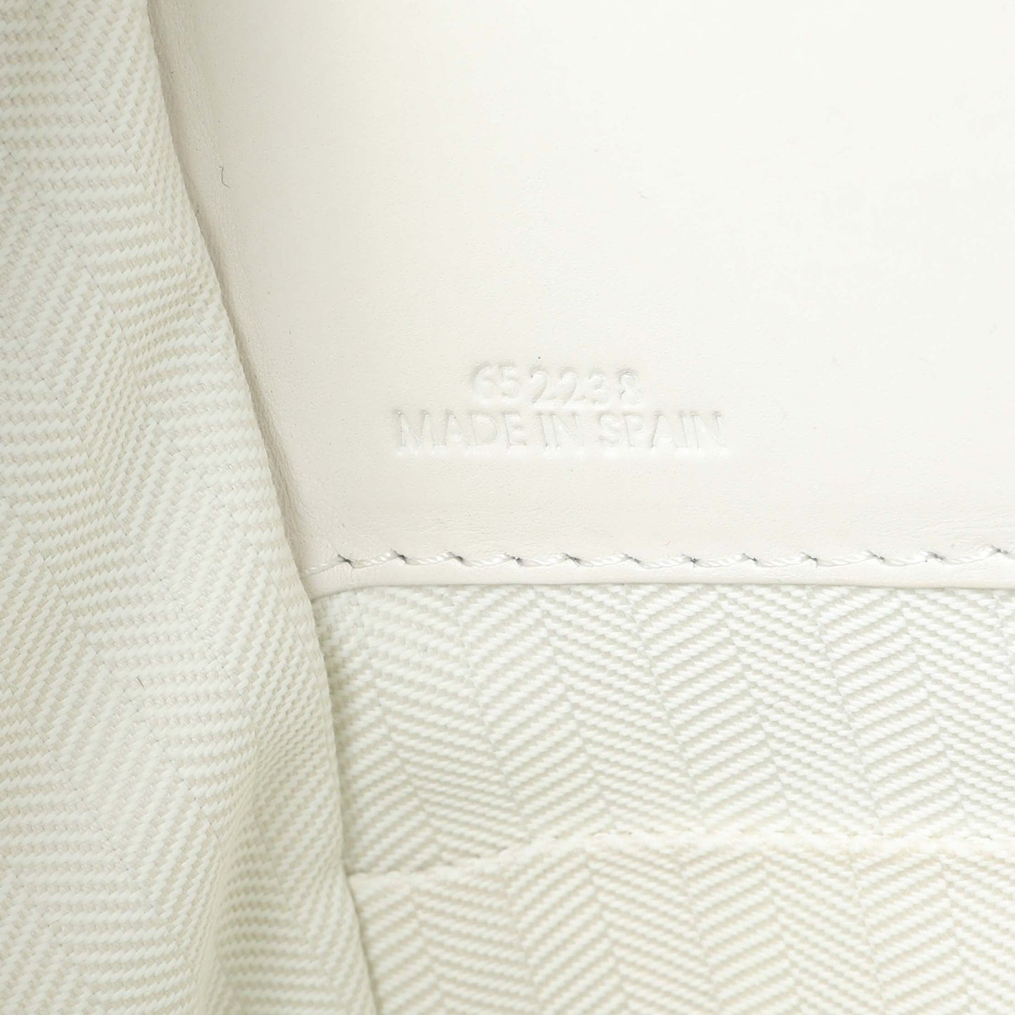 Exclusive Loewe White Calfskin Compact Hammock Shoulder Bag — Alternate View 7
