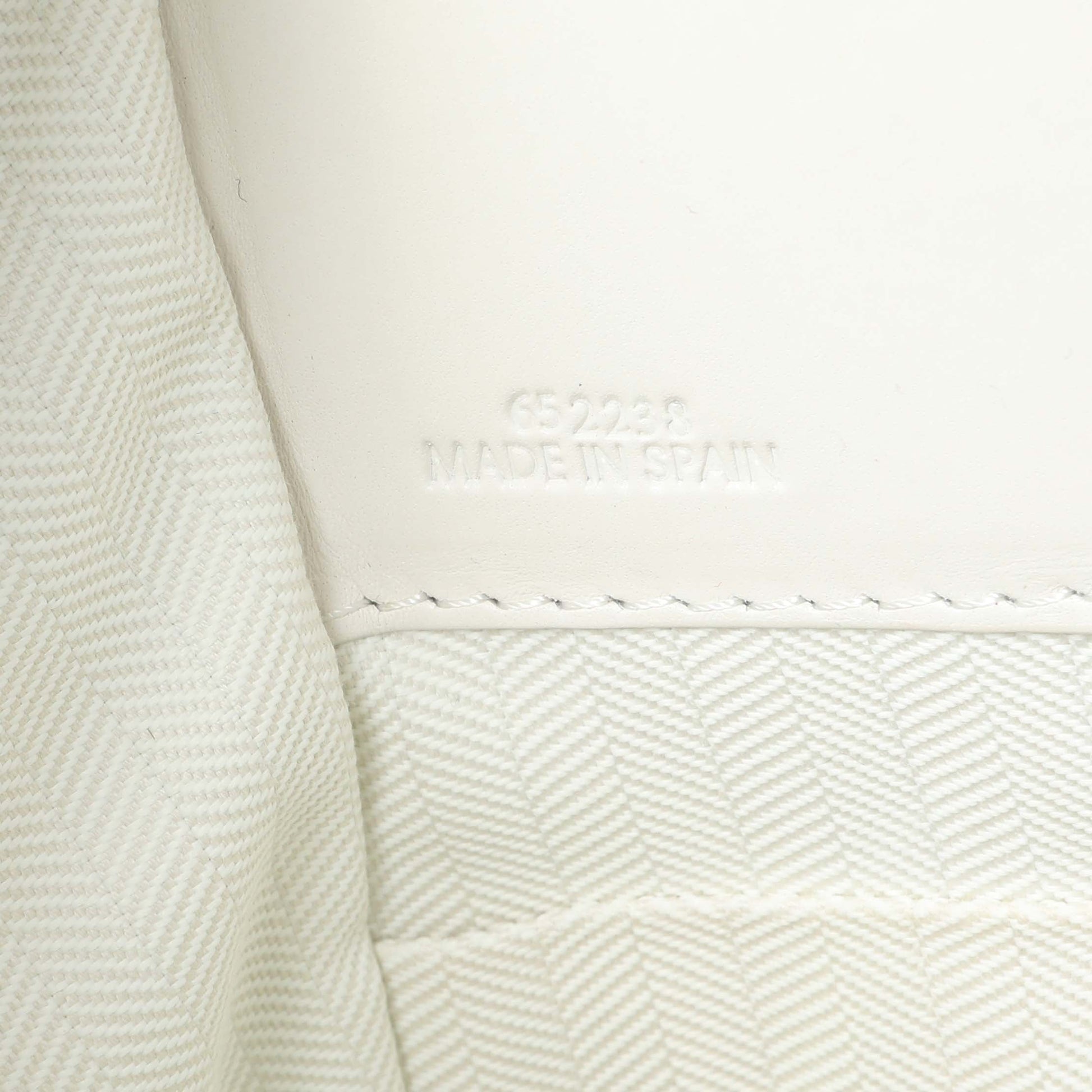 Exclusive Loewe White Calfskin Compact Hammock Shoulder Bag — Alternate View 7