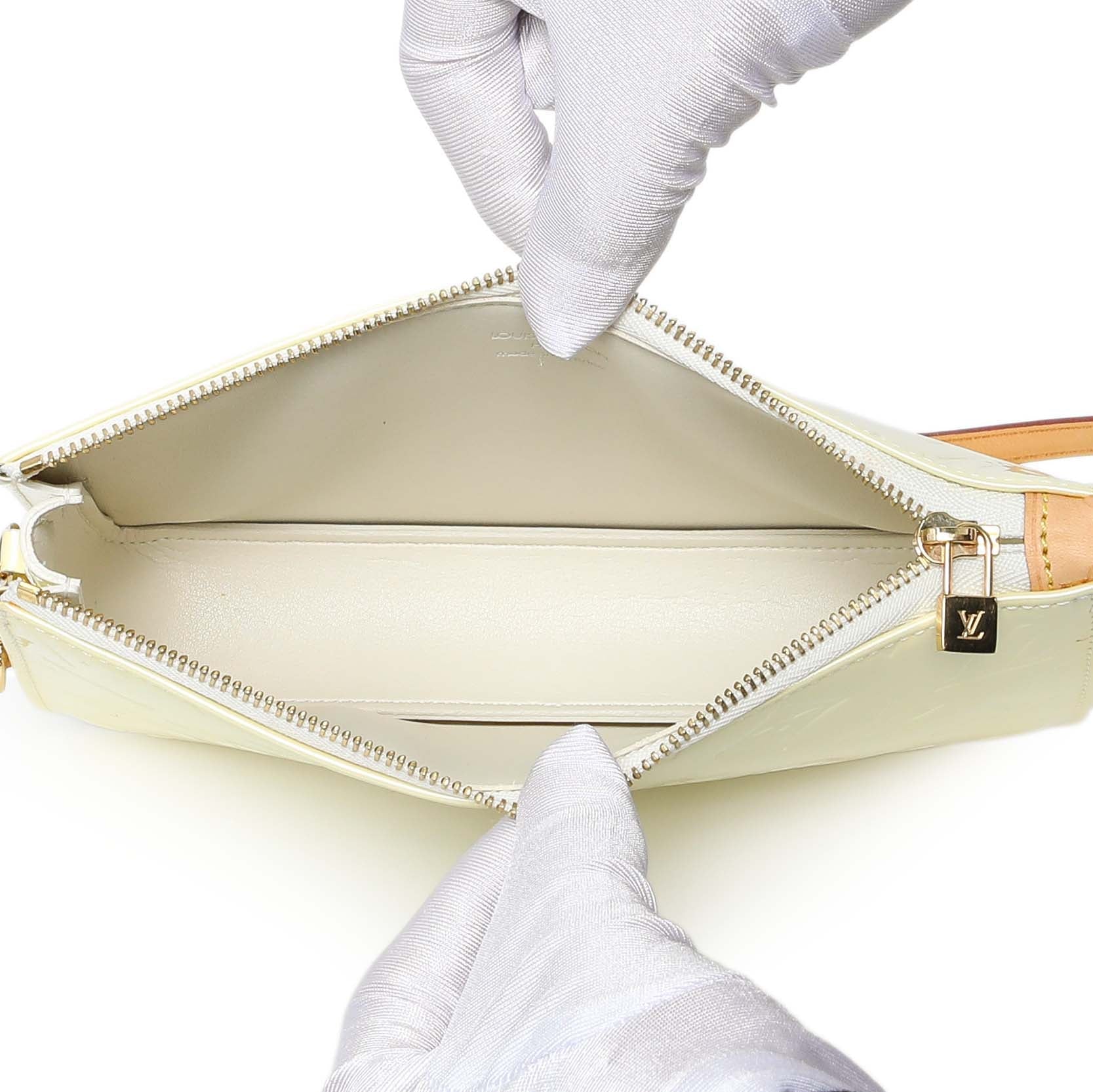Exclusive Louis Vuitton Perle Vernis Lexington Pochette — Alternate View 8