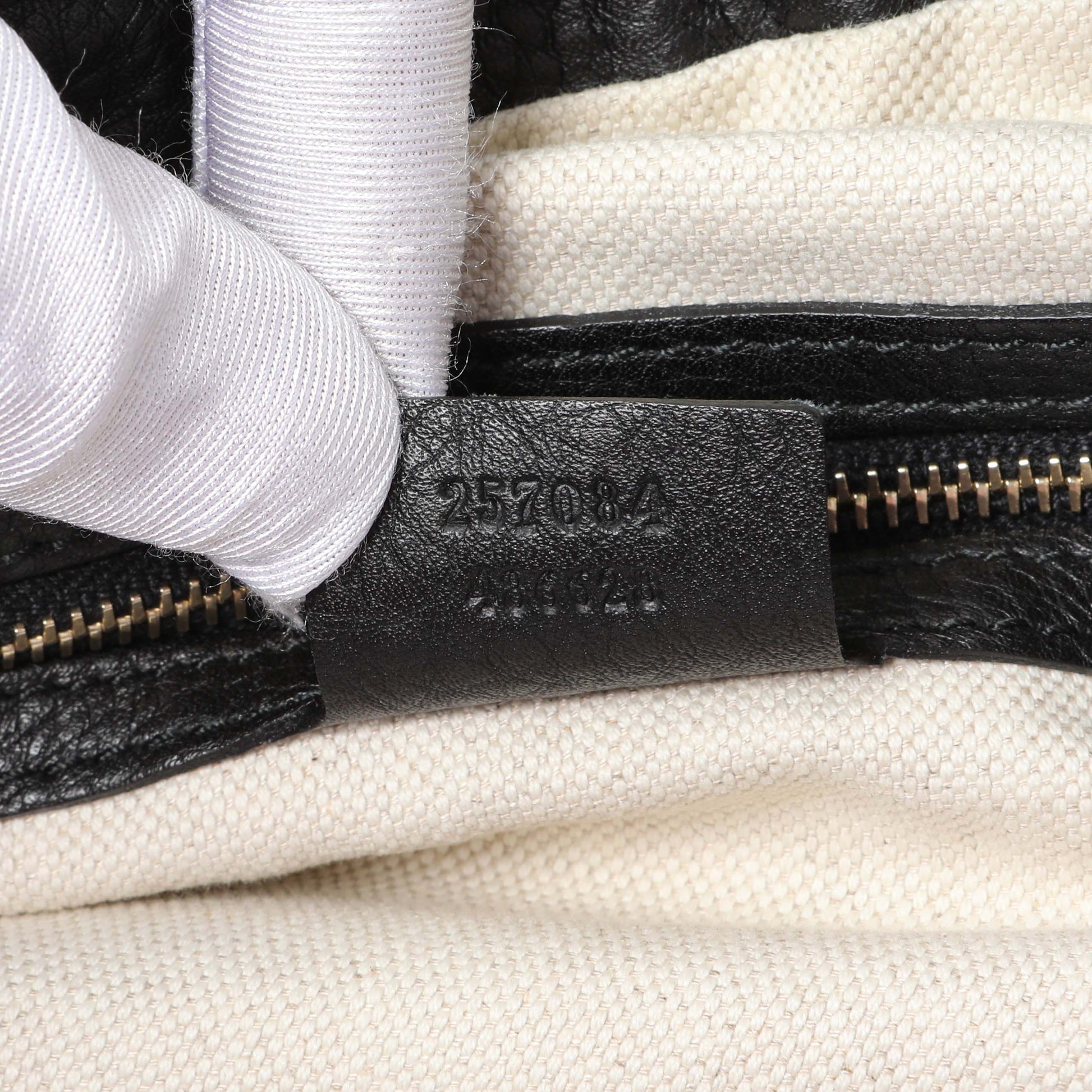 Exclusive Gucci Black Grained Calfskin Medium Web Hobo — Alternate View 10
