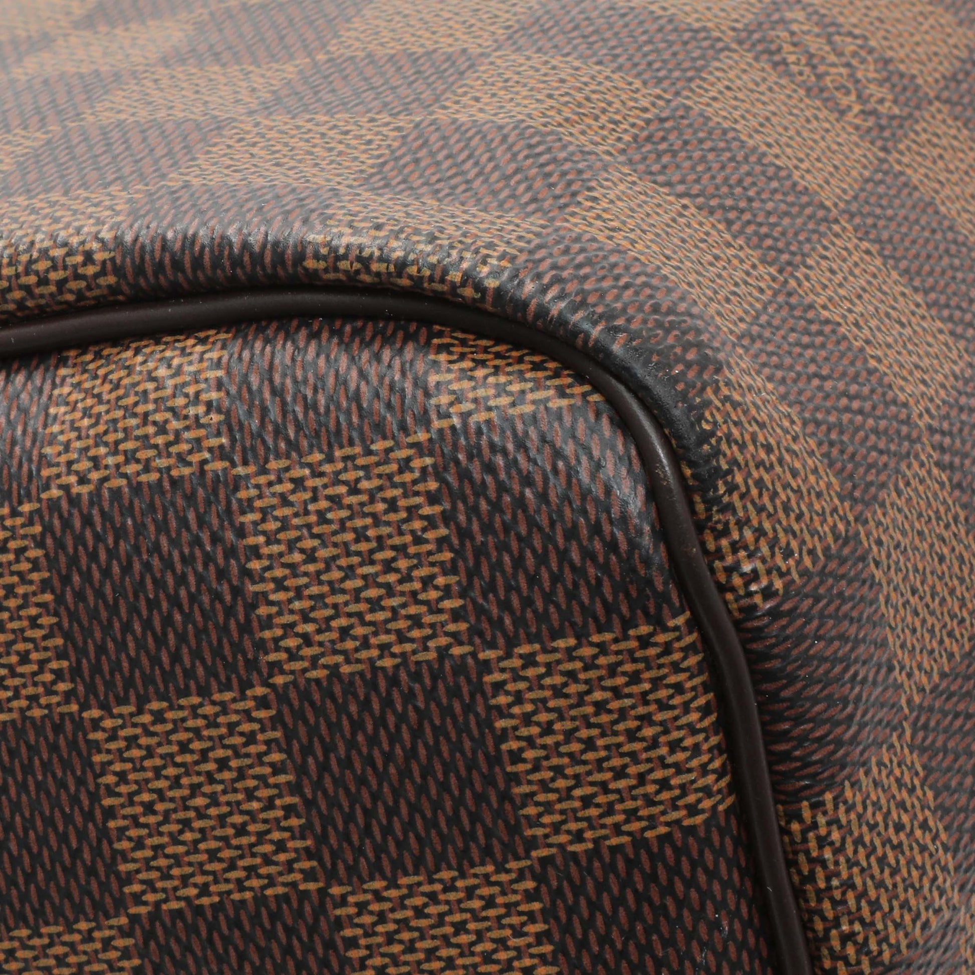 Exclusive Louis Vuitton Damier Ebene Speedy Bandouliere 30 — Lifestyle View