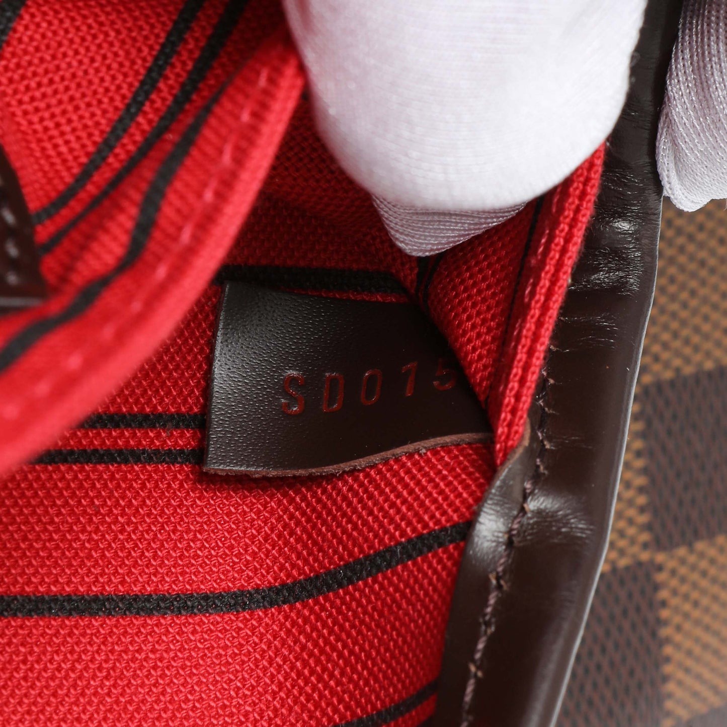 Exclusive Louis Vuitton Damier Ebene Neverfull MM — Alternate View 11