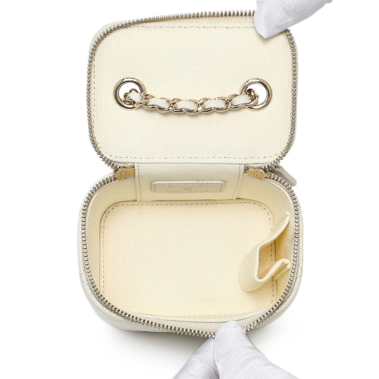 Exclusive Chanel White Caviar Mini Vanity Case With Chain — Alternate View 8