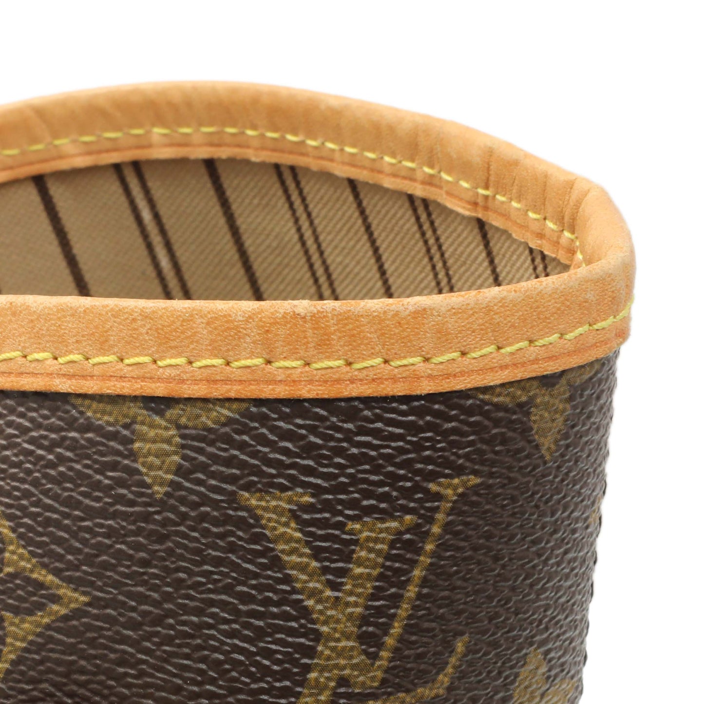 Exclusive Louis Vuitton Monogram Neo Neverfull MM — Alternate View 11