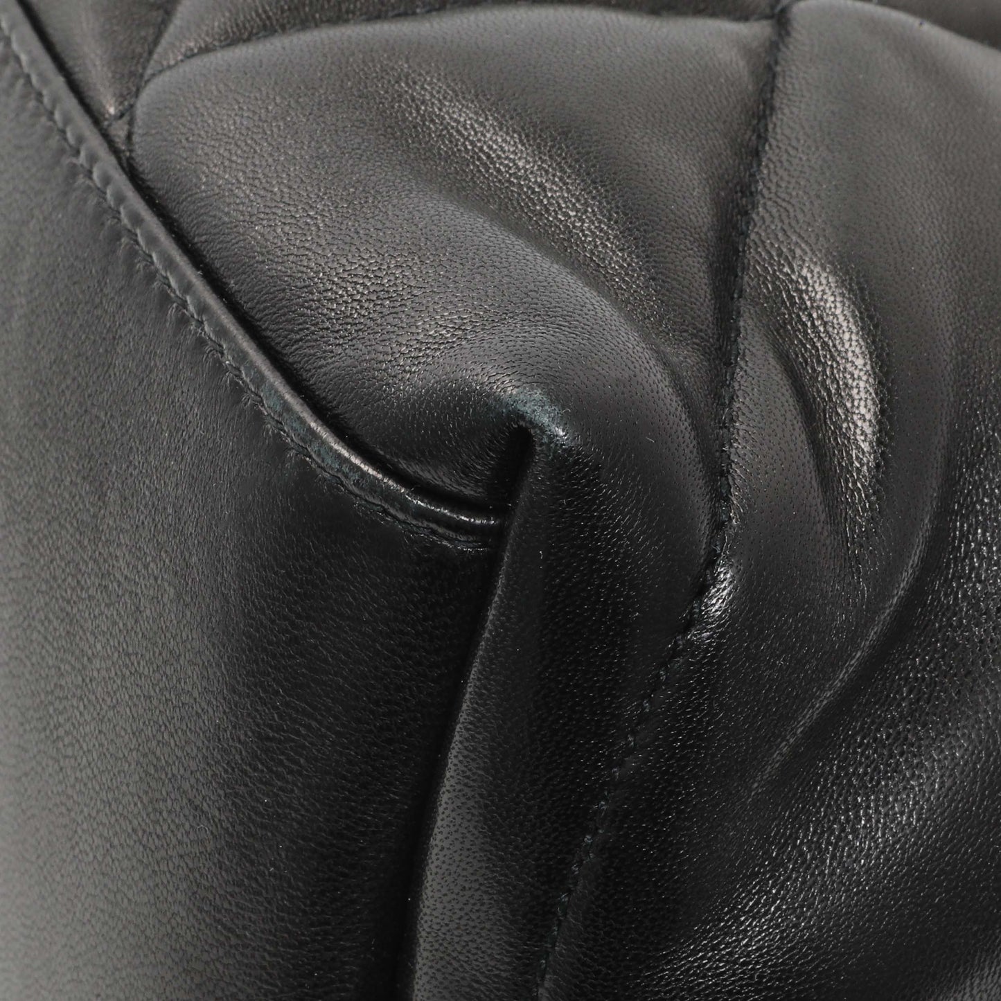 Exclusive Saint Laurent  Black Lambskin Small Loulou Puffer — Alternate View 7