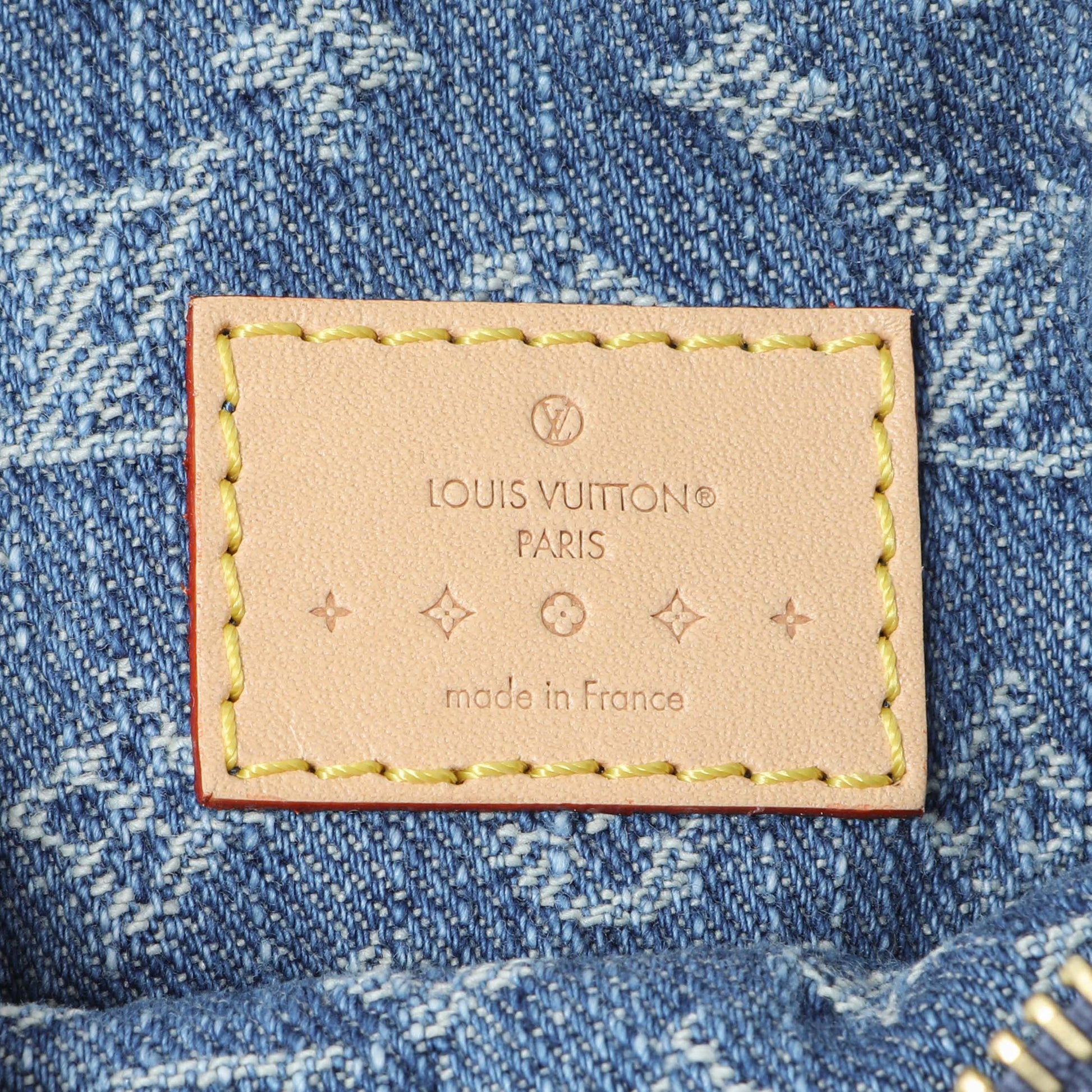 Exclusive Louis Vuitton Denim Fairfax Pochette — Detail View
