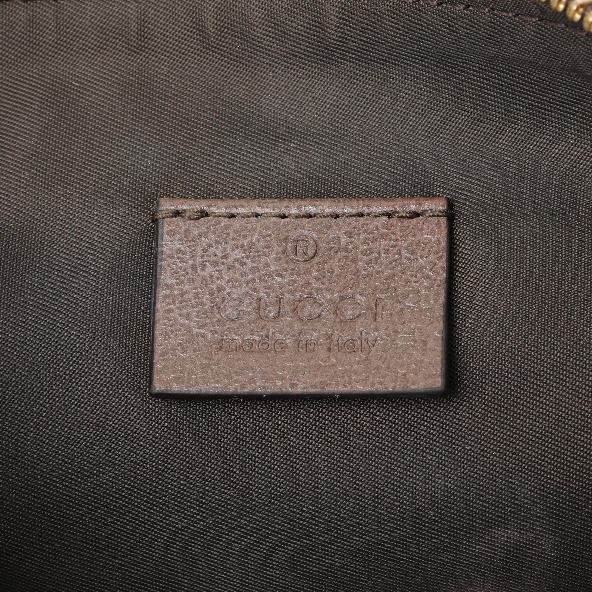 Exclusive Gucci GG Supreme Monogram Ophidia Cosmetic Case — Detail View