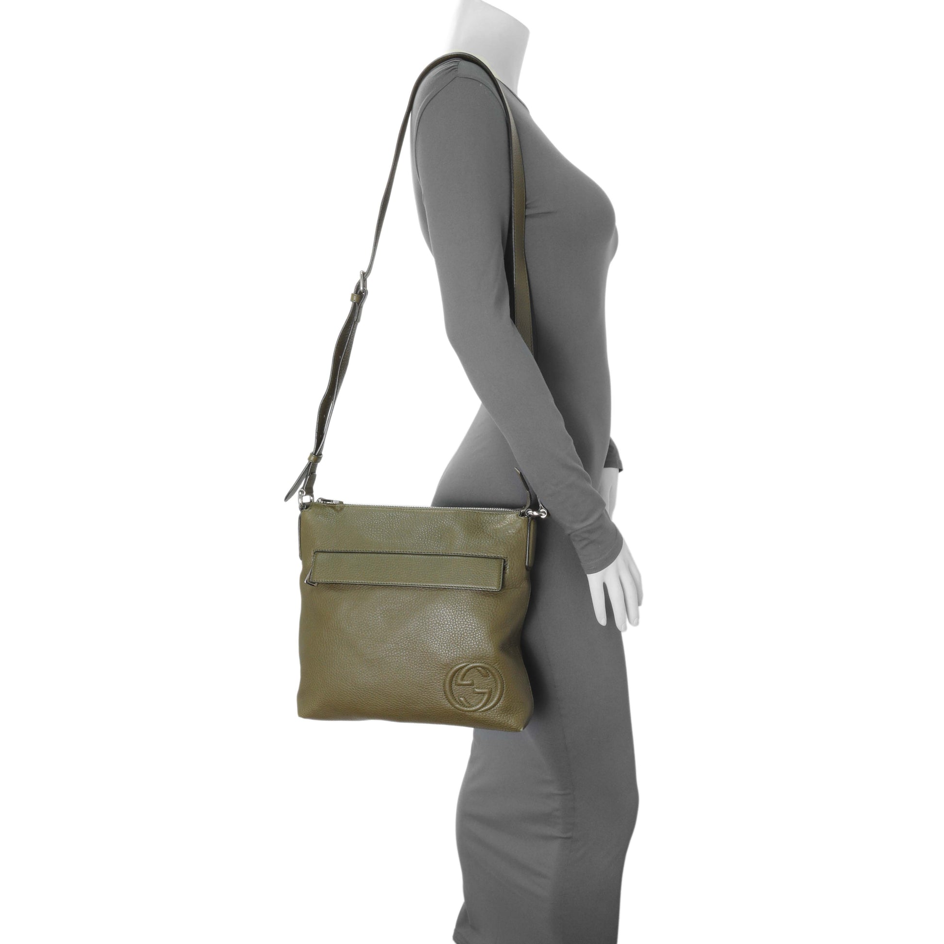 Exclusive Gucci Green Pebbled Calfskin Medium Soho Messenger Bag — Alternate View 11