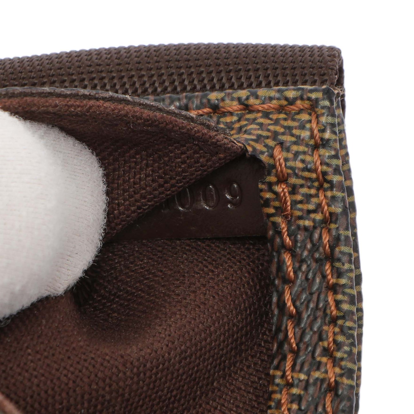 Exclusive Louis Vuitton Damier Ebene Geronimos — Lifestyle View