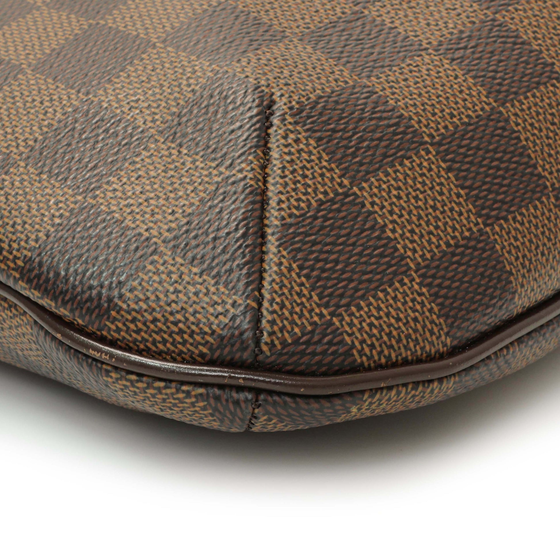 Exclusive Louis Vuitton Damier Ebene Bloomsbury PM — Top View