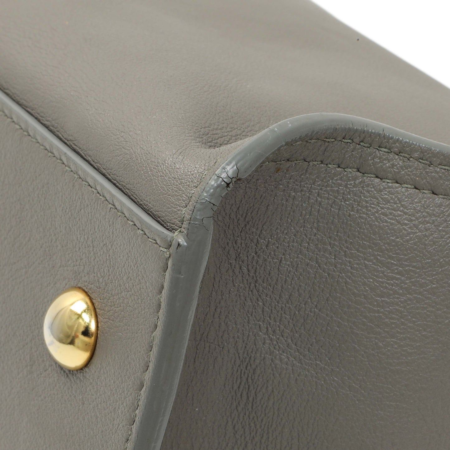Exclusive Saint Laurent Grey Calfskin Small Classic Y Cabas — Detail View