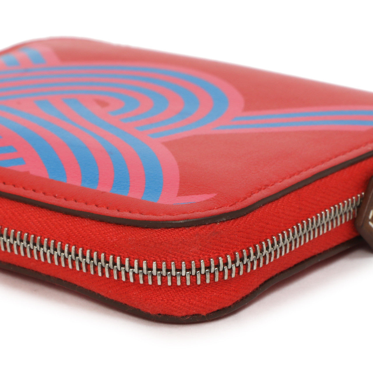 Exclusive Hermes Rouge De Coeur Swift Noeuds Marins Silk'in Compact Zip  Wallet — Alternate View 7