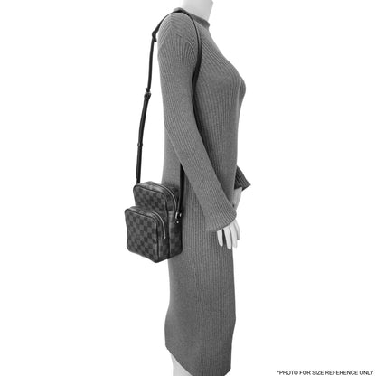 Exclusive Louis Vuitton Damier Graphite Rem Bag — Alternate View 11