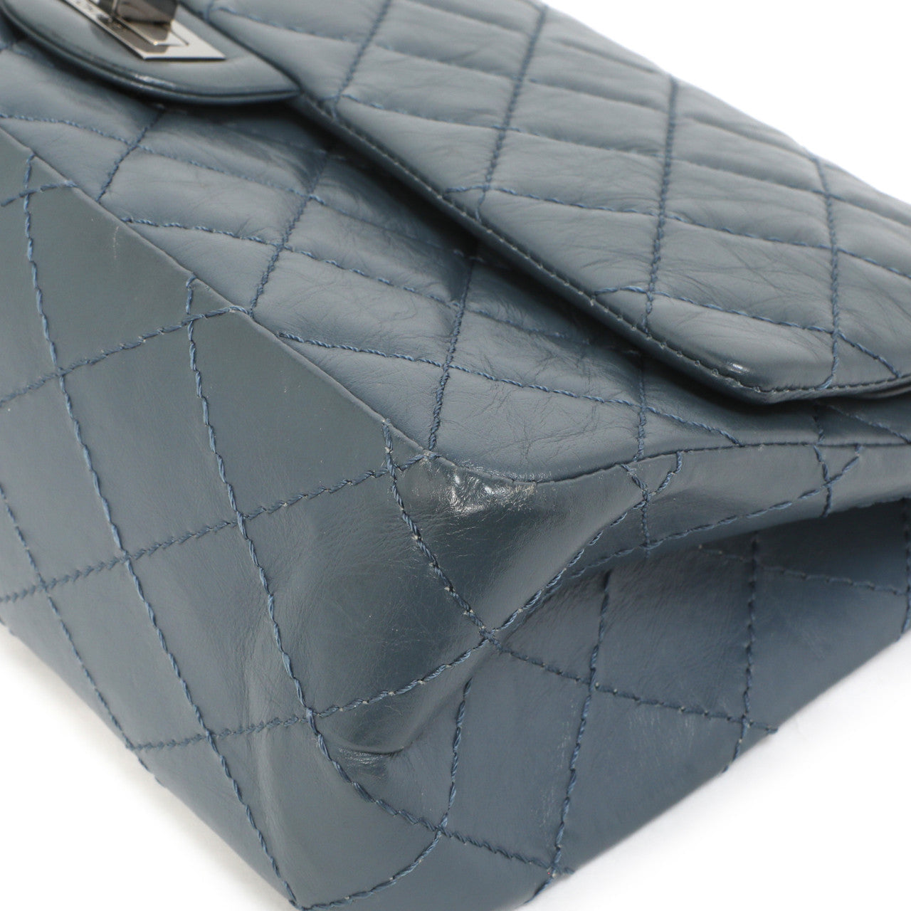 Exclusive Chanel Blue Quilted Aged Calfskin 2.55 Reissue Double Flap 226 — Alternate View 7