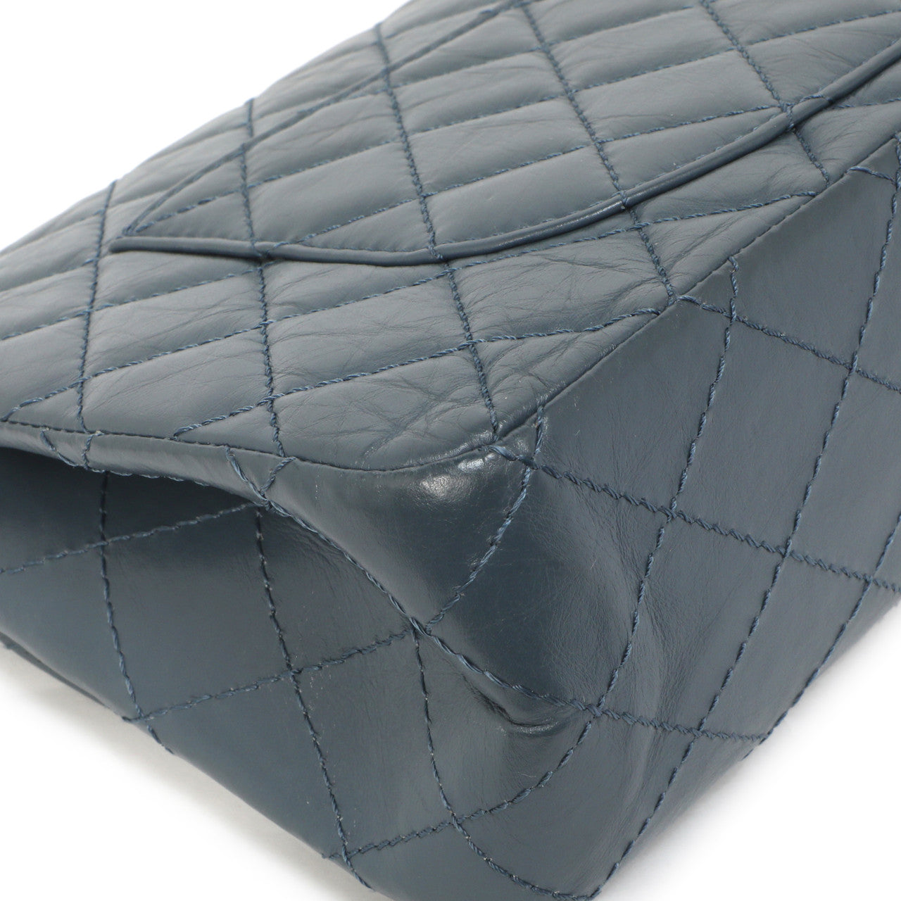 Exclusive Chanel Blue Quilted Aged Calfskin 2.55 Reissue Double Flap 226 — Alternate View 8