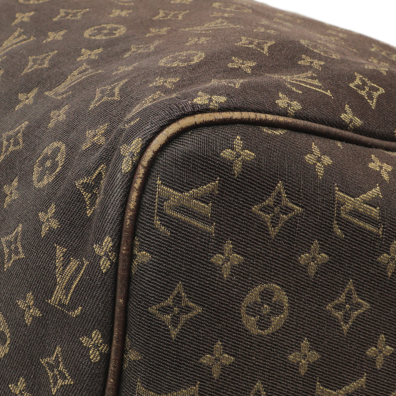 Exclusive Louis Vuitton Fusain Idylle Speedy 30 — Detail View