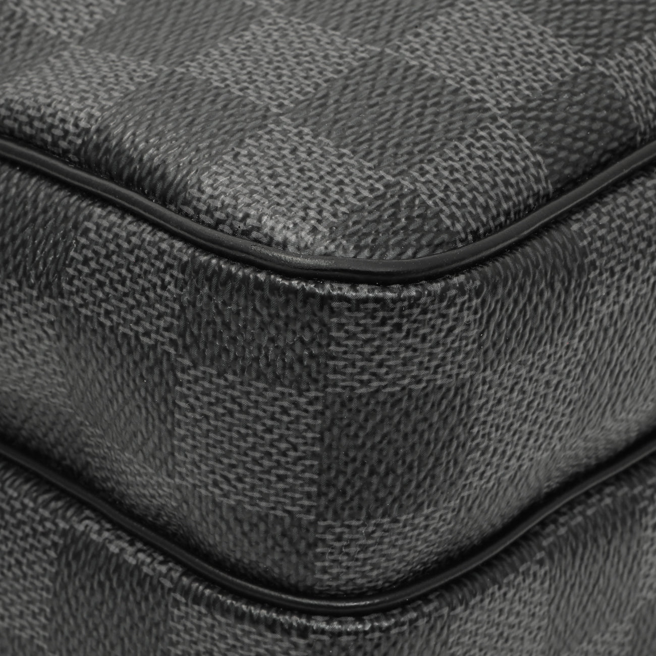 Exclusive Louis Vuitton Damier Graphite Rem Bag — Top View