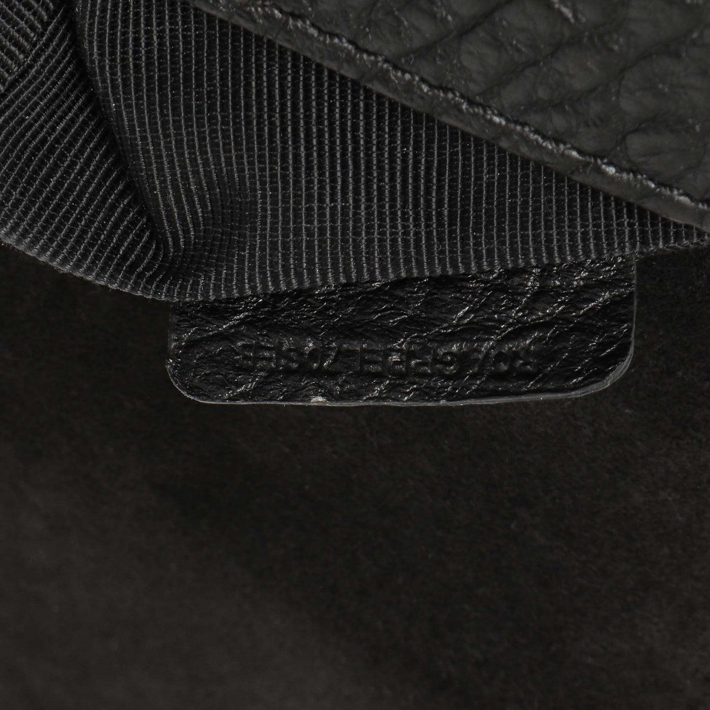 Exclusive Burberry Black Grained Calfskin Mildenhall Crossbody — Alternate View 10