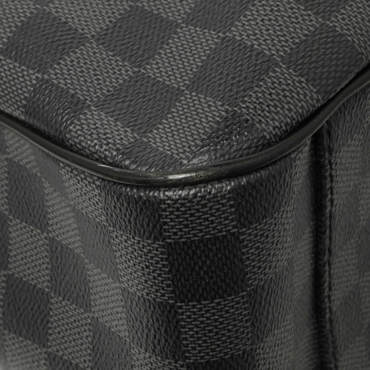Exclusive Louis Vuitton Damier Graphite Tadao — Top View
