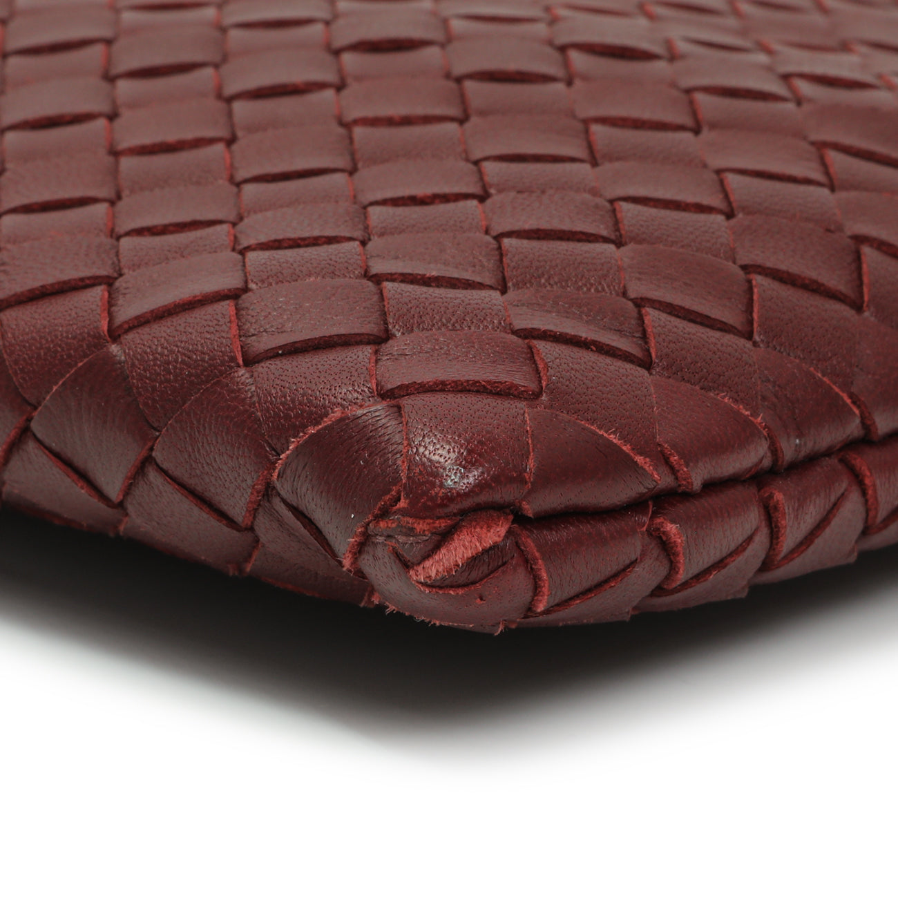 Exclusive Bottega Veneta Burgundy Nappa Intrecciato Zip Pouch — Detail View