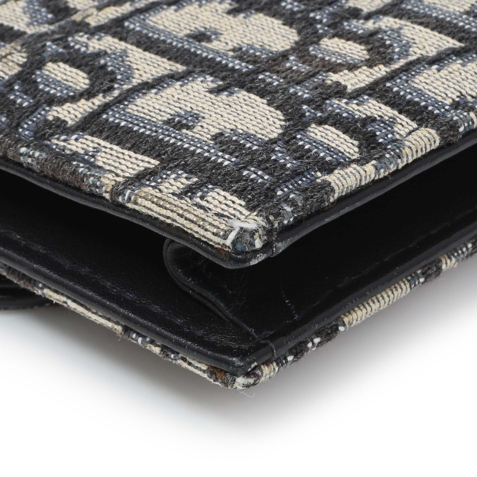 Exclusive Christian Dior Oblique Saddle Card Holder — Lifestyle View