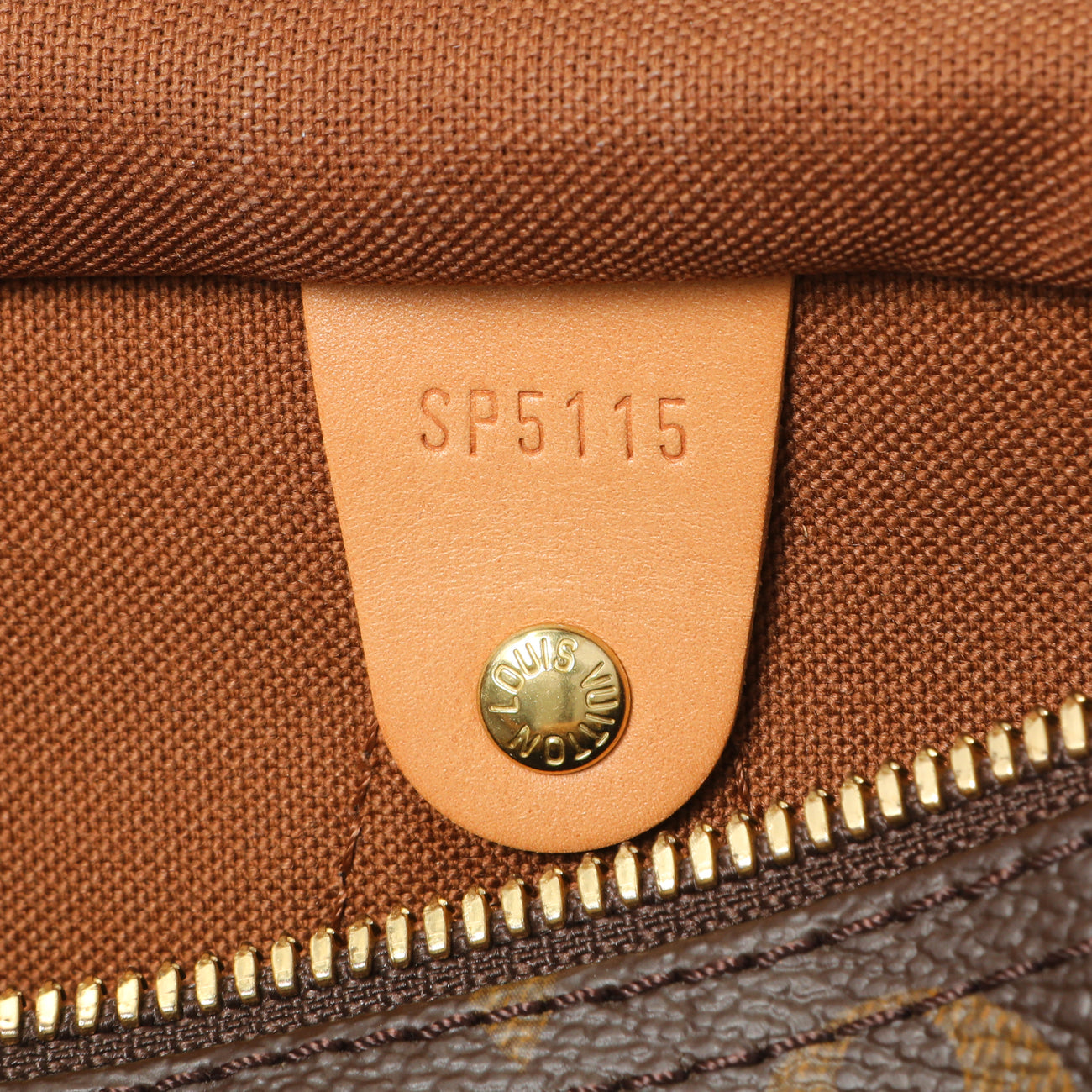 Exclusive Louis Vuitton Monogram Speedy Bandouliere 30 — Detail View