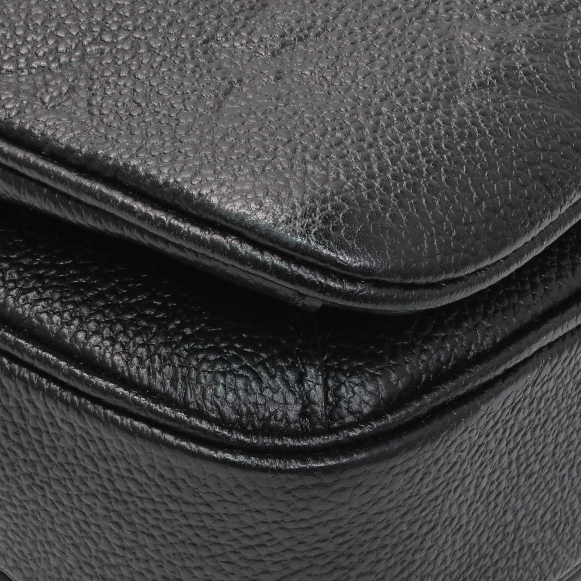 Exclusive Louis Vuitton Black Empreinte Pochette Metis — Top View
