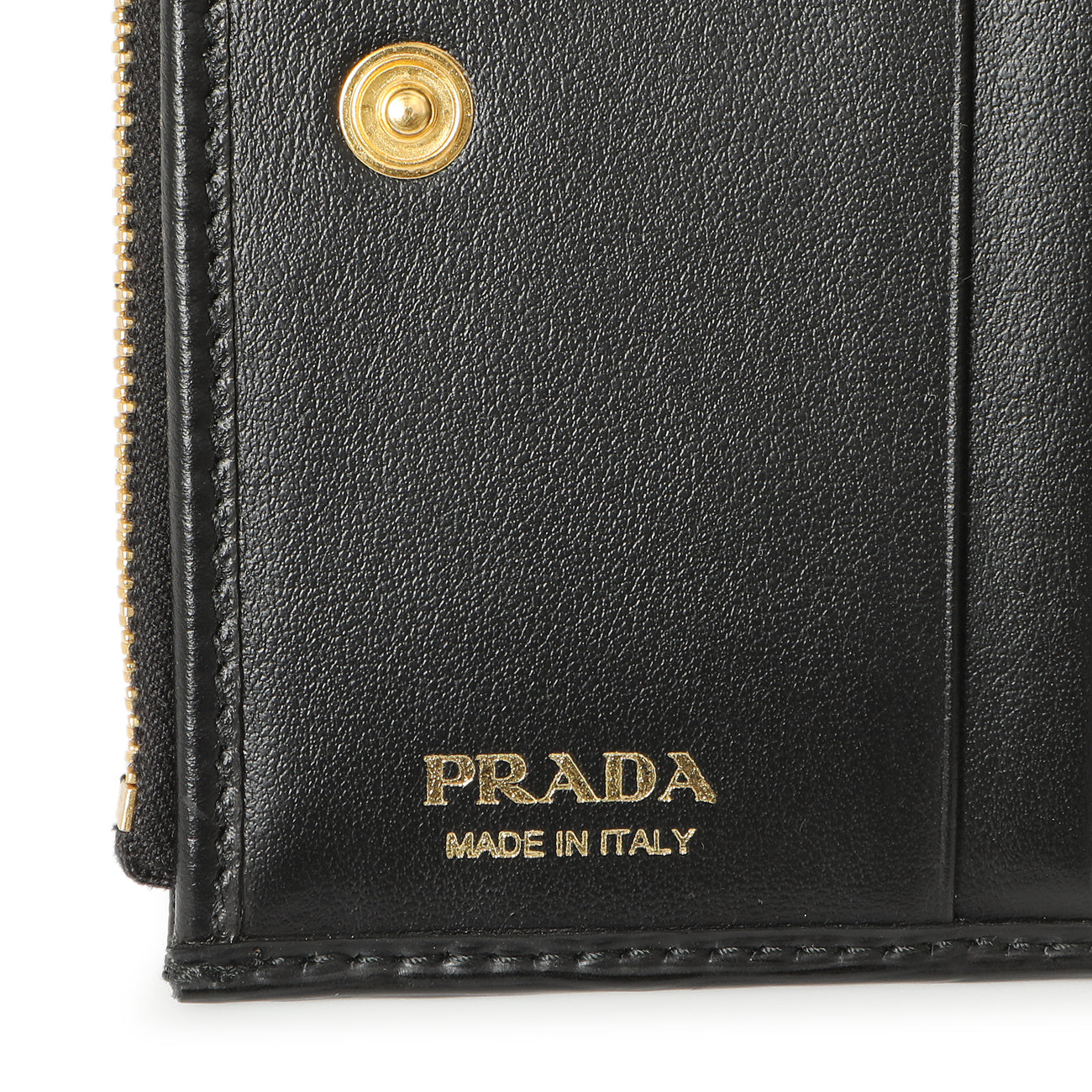 Exclusive Prada Black Vitello Move Double Zip Wallet — Detail View