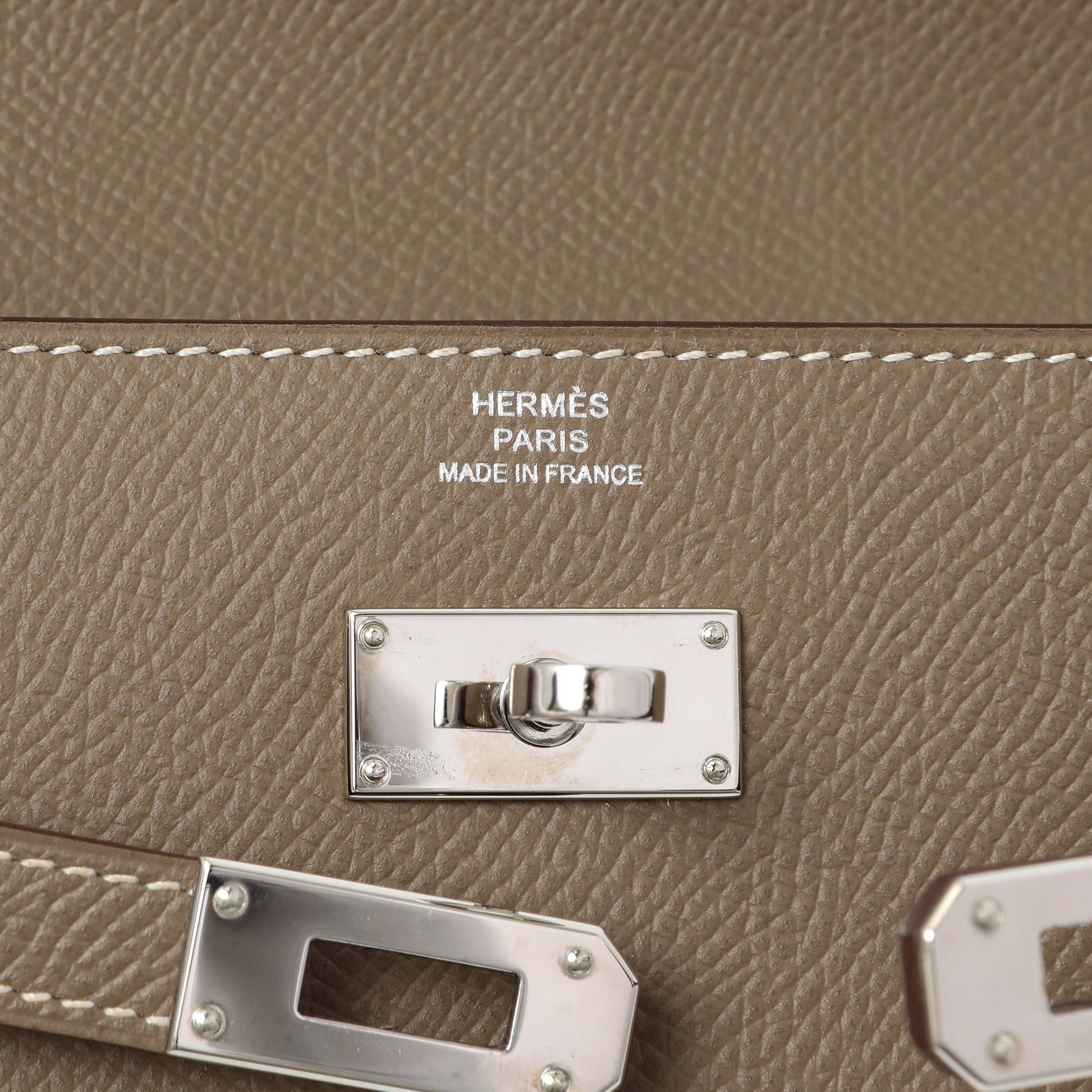 Exclusive Hermes Etoupe Epsom Kelly Longue Wallet — Detail View