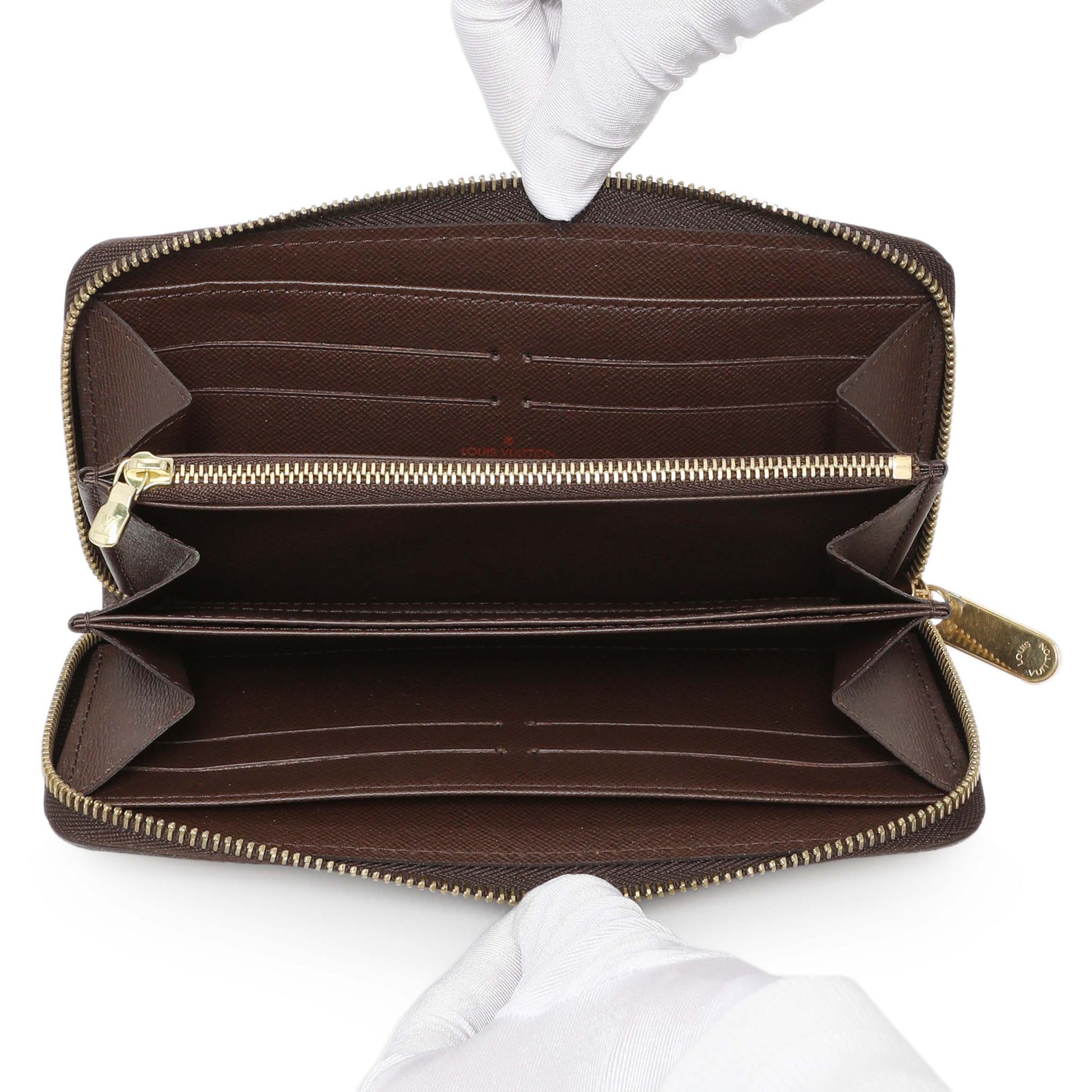 Exclusive Louis Vuitton Damier Ebene Zippy Wallet — Top View