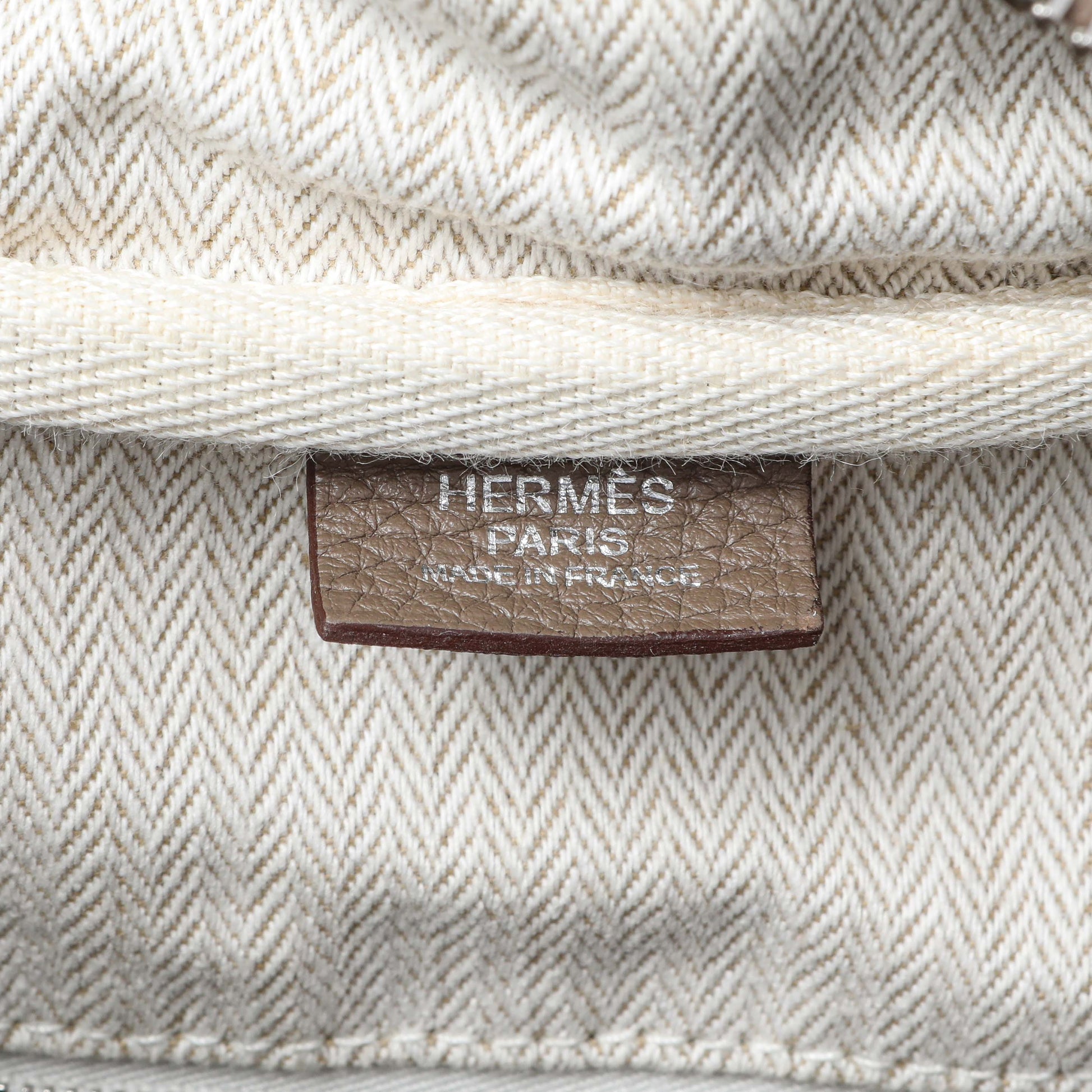 Exclusive Hermes Etoupe Taurillon Clemence Victoria II 35 — Alternate View 9
