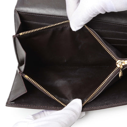 Exclusive Louis Vuitton Amarante Vernis Sarah Wallet — Alternate View 15