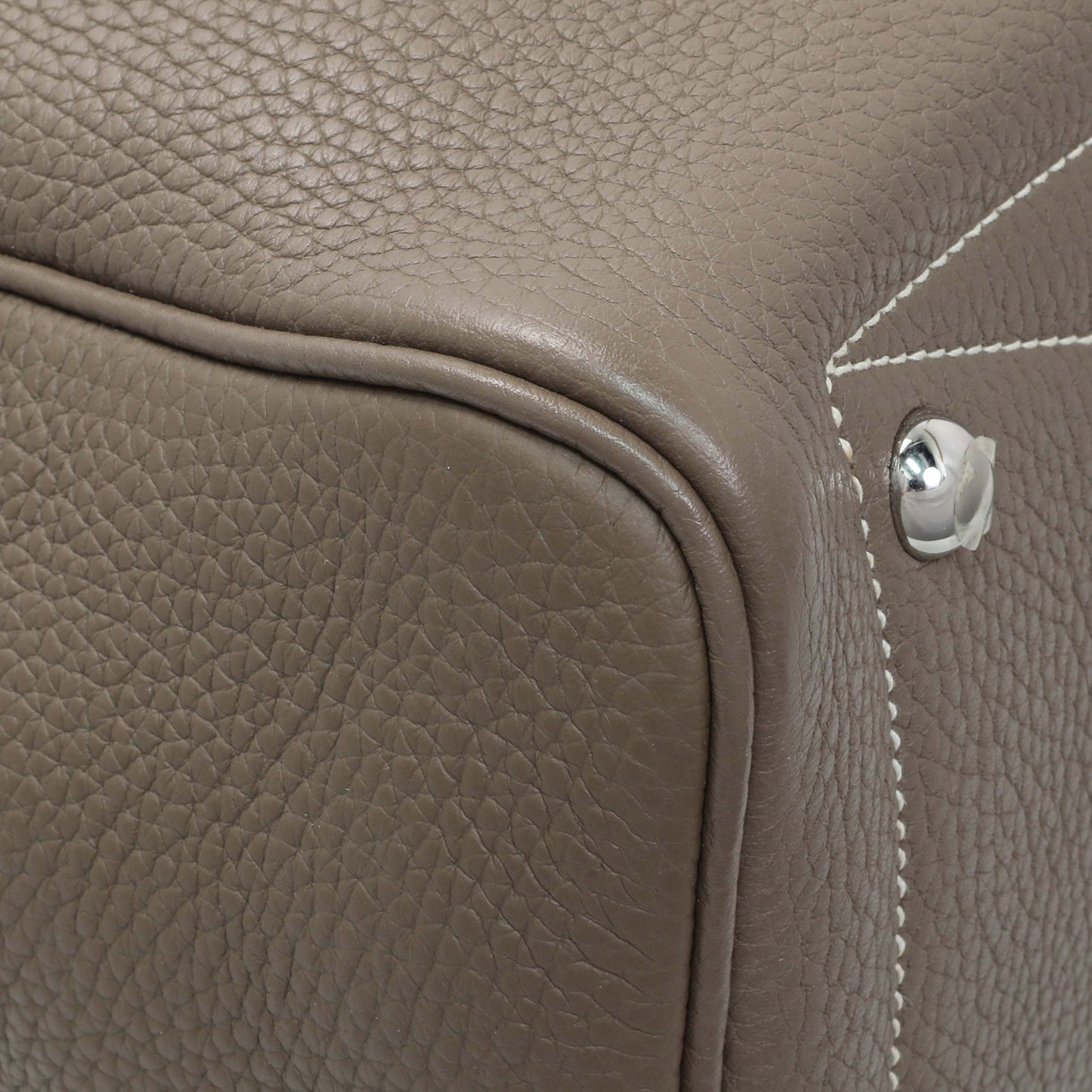 Exclusive Hermes Etoupe Taurillon Clemence Victoria II 35 — Top View