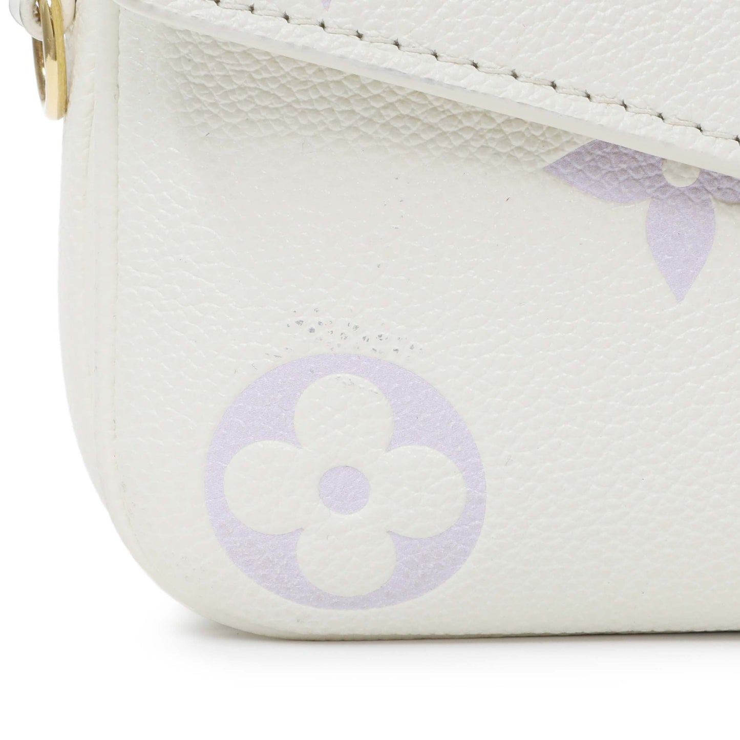 Exclusive Louis Vuitton Latte Bubble Tea Empreinte Pochette Metis East West — Alternate View 10