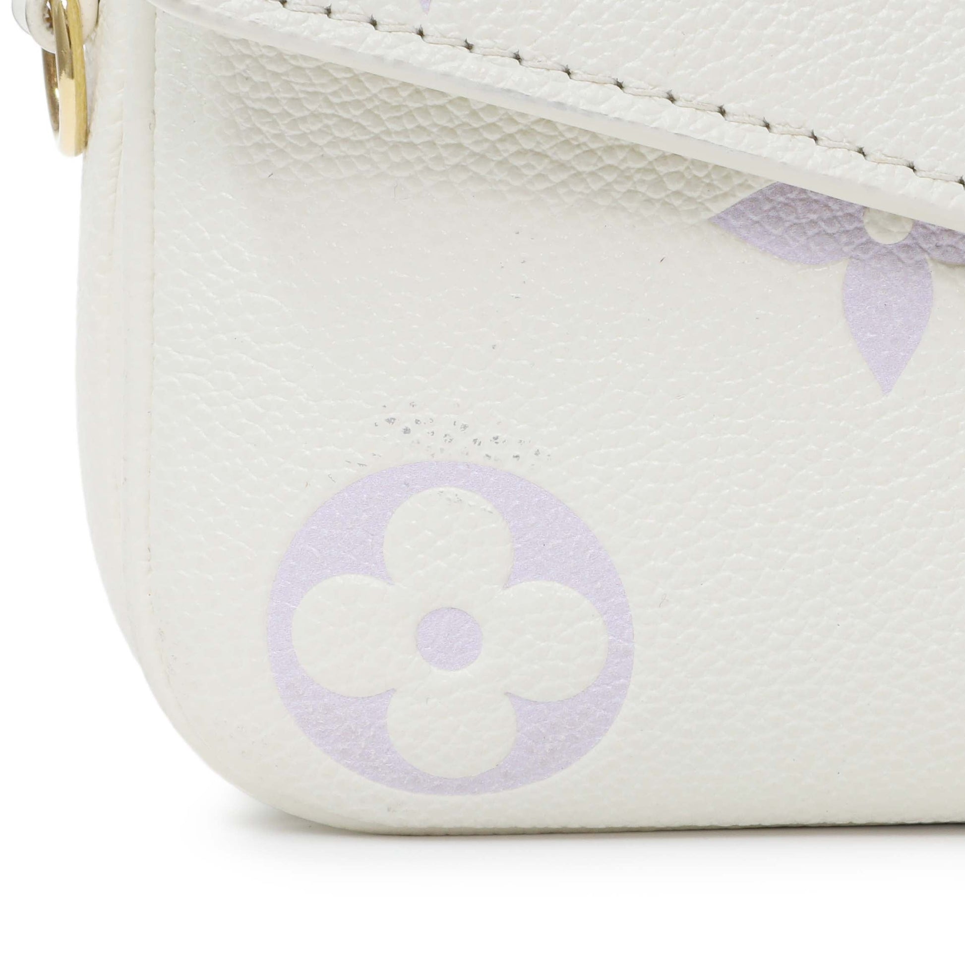 Exclusive Louis Vuitton Latte Bubble Tea Empreinte Pochette Metis East West — Alternate View 10