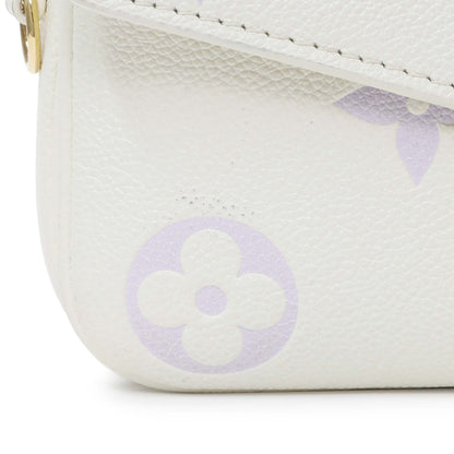Exclusive Louis Vuitton Latte Bubble Tea Empreinte Pochette Metis East West — Alternate View 10